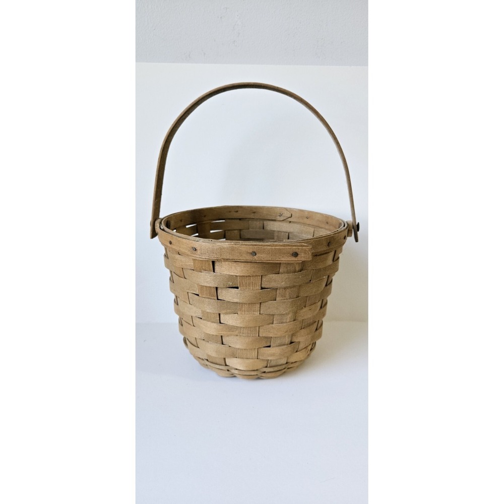 Longaberger Basket 1984 fruit basket marked Deb 84